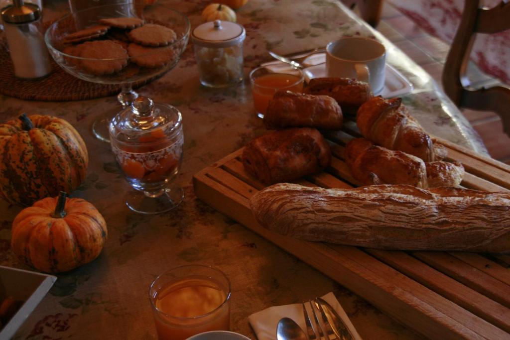 La Maison Sur La Colline Bed and breakfast